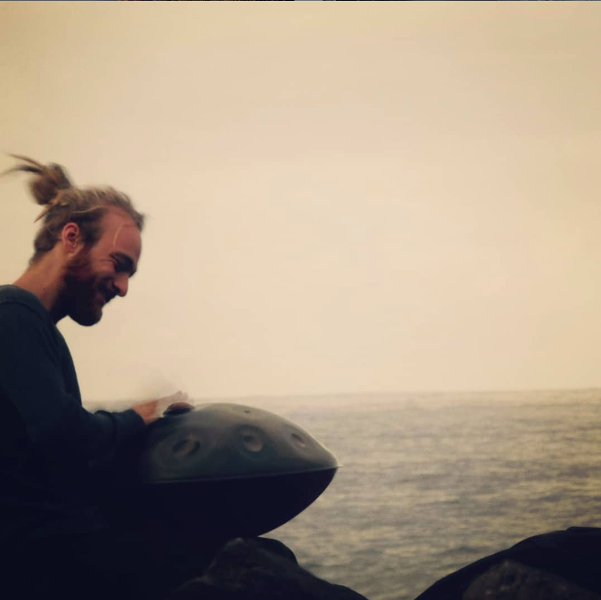 Handpan player Malte Marten of Yatao by the see
